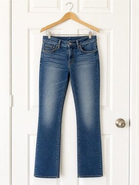 Levi's Women's Bootcut Jeans in Medium Blue Wash Sz 30